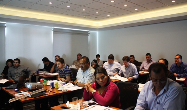 Certifica Panel Rey a Distribuidores en Monterrey, N.L.